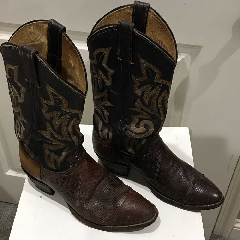 Men's Justin Western Leather Boots in Rich Brown size 8D